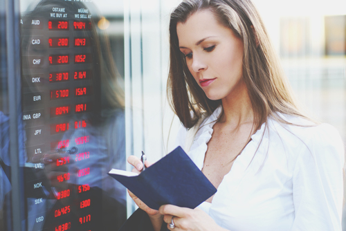 【才能手相】知能線が小指下まで伸びている人は、金融・技術職が適職に！