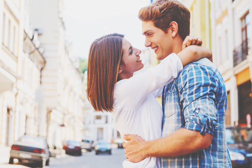 12星座【常に好きな人がいる】ランキング　牡羊座は相手の長所を見つけて、すぐ惚れる