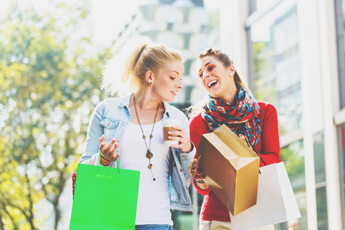 12星座【買い物上手】ランキング　双子座は掘り出し物を見つけるのが得意！