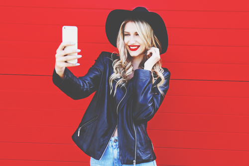 12星座【SNSで恋をつかめる】ランキング　天秤座はSNSでの自己演出が得意！