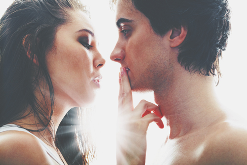 【安斎流・恋愛姓名判断】外運31画の人は誰からも好かれるが、好意を口にしない