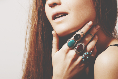 【風水検定／第14回】恋人が欲しい人は、どの指に指輪をつけるといい？