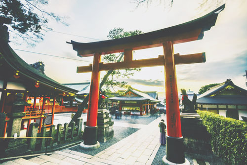 12星座【神社好き】ランキング　蠍座はエネルギーを充電するため神社参拝へ