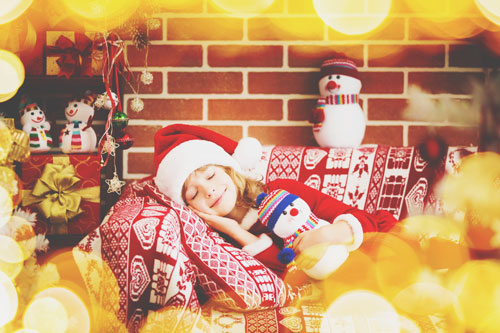 【夢占い】クリスマスの夢が暗示すること　クリスマスケーキはチャンスが訪れているサイン！