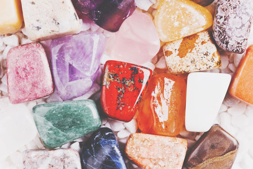 【パワーストーン占い】誕生日でわかる、2017年幸せをもたらすパワーストーン