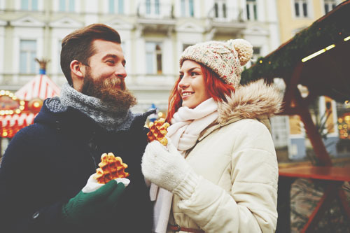 12星座【冬デートの失敗】あるある　獅子座はムダ毛処理を怠る、乙女座は厚着で汗だくに！