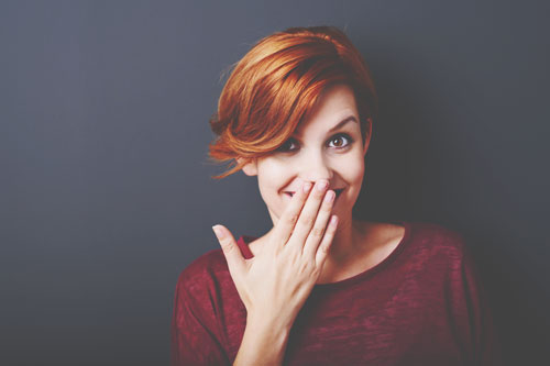 12星座【口が軽い】ランキング　蟹座は「ここだけの話」が口癖！