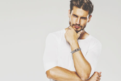 12星座【モテる男】ランキング　射手座男性は男らしさと知性の二面性で魅了するモテキング！