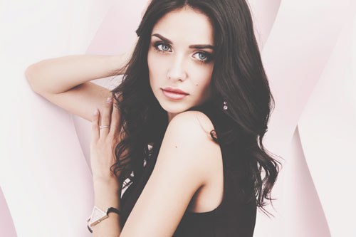 【エレメント手相×蟹座編】「火の手」の蟹座は、華やかで直感的な母性の人！