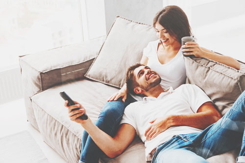 血液型【恋人の世話焼き】ランキング　A型は有給を取ってまで彼の看病をする！