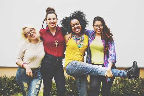 12星座別【2017年下半期の人間関係運】射手座は自然体でいろいろなタイプと意気投合！