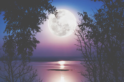 6月9日は射手座の満月　悲観的な思いを手放して、夢と理想を手に入れよう