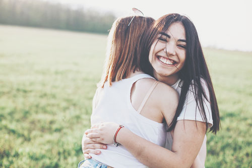 12星座【友達関係狭く深い】ランキング　牡牛座は新しい関係を築くのが苦手！