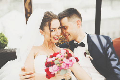 【心理テスト】「結婚」からイメージする言葉は？　答えでわかる結婚で気をつける点