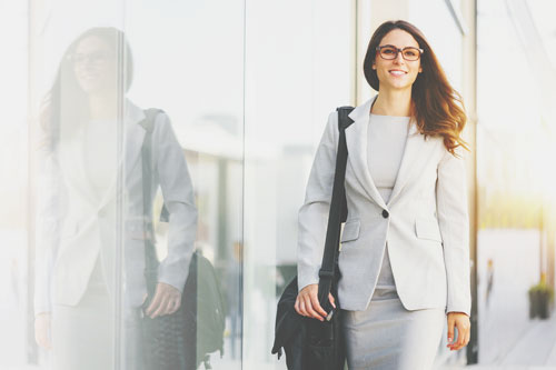 【誕生月・仕事＆金運事典】2月生まれは大きな仕事ほど活躍！　一方、稼ぐことには興味なし