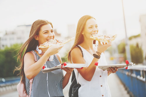 12星座【食欲の秋】あるある　牡羊座は食フェスで食べ歩き、獅子座は食べ放題を堪能！