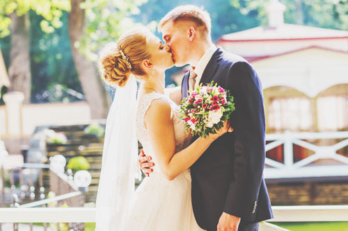 【彼の星座別・結婚への道】水瓶座の彼は超ユニーク、逆プロポーズでゴールインへ！