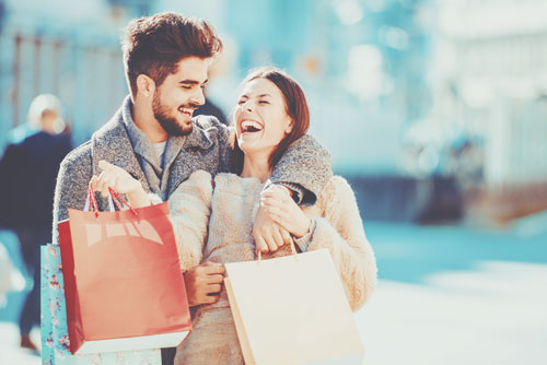 新しい恋はすぐそこ！　恋人ができる時期をタロットで占う