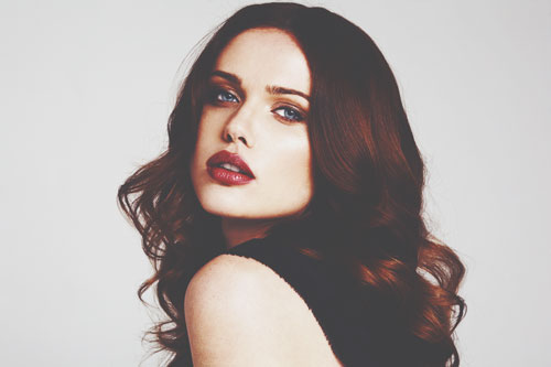 血液型別【オススメ秋冬メイク】AB型はボルドーで上品さと艶めかしさを演出して！