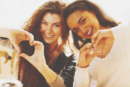 【心理テスト】手作りワンピースにプラスしたいものでわかる、好感度アップ方法