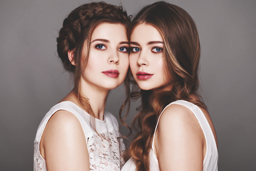 『君の名は。』で脚光を浴びた上白石萌音の「格差姉妹」問題に決着