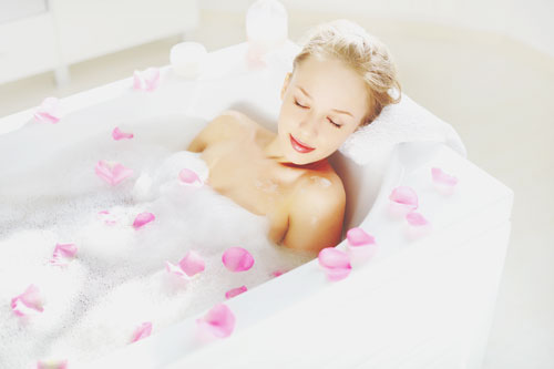 生年月日でわかる【ヒーリング入浴剤】運命数6の人は「泡風呂」でくつろいで