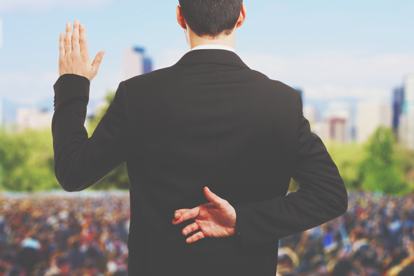 紅白総合司会に大抜擢の内村光良　不動の人気で政界進出も!?