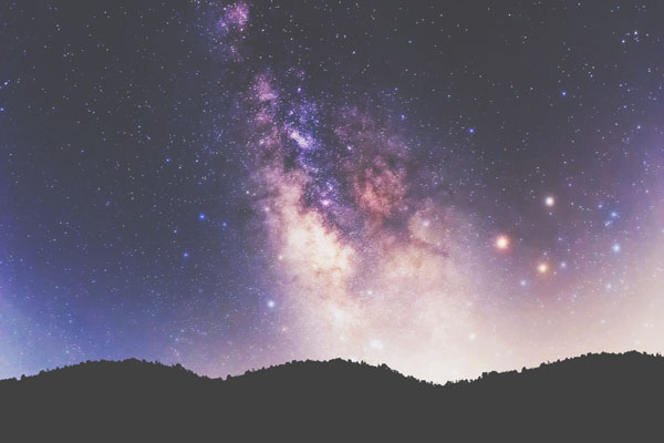 12月18日は射手座新月　未来へのパワーが最大、2018年の夢と理想を願おう！