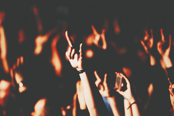 『前前前世』大ヒットのRADWIMPS　ボーカル野田は表現者としてマルチに活躍