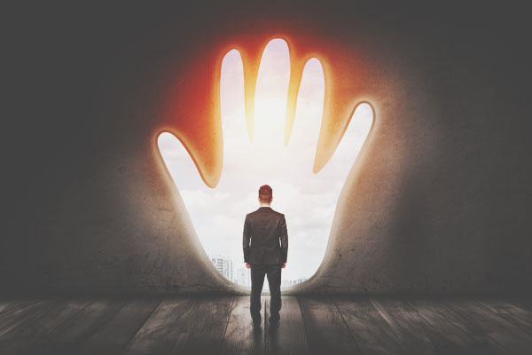 一緒に学べる手相占い　『ピタットTV』が育てた占い芸人・みのるチャチャチャ♪の新番組スタート！