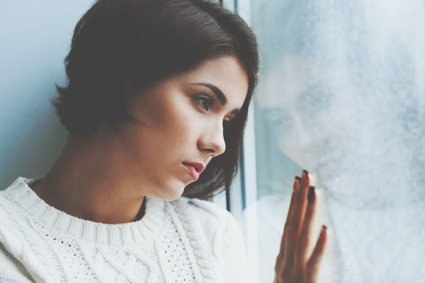 悩みが深くなる「冬うつ」　大きな決断は4月以降がおすすめ