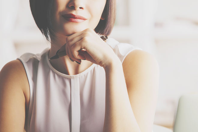 おかもとまり突然の引退宣言には男の影アリ!?　占いで真相を解き明かす