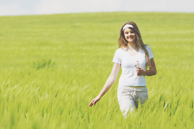 【4月の開運方位】ラッキー方位は「南西」、大地の力を感じる場所に出かけよう！