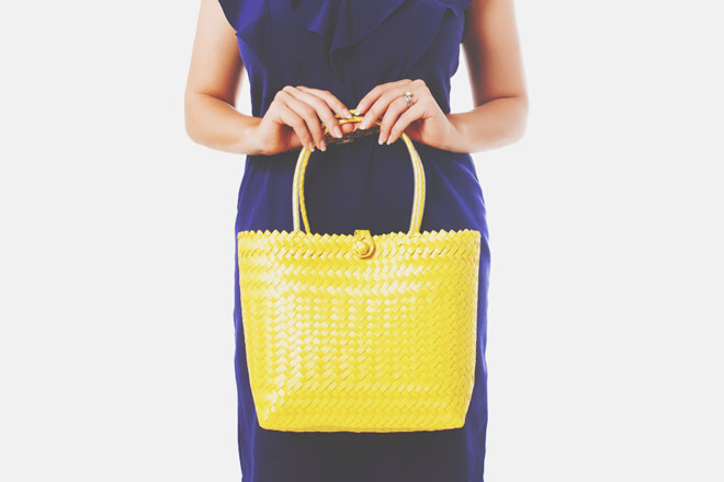 【5月のカラータロット占い】ラッキーカラーは「レモンイエロー」、恋愛運アップはトートバッグ！