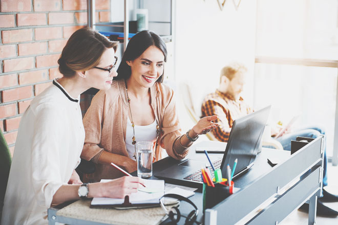 星座グループ別【新人への対応】蟹座・獅子座・乙女座は自分好みに育てようとする！