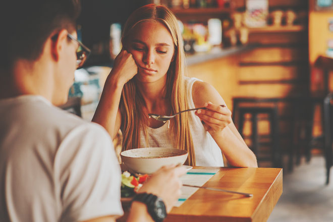 YouTuberカップルさとひろ＆日向結衣　同棲中のふたりのお悩みは？