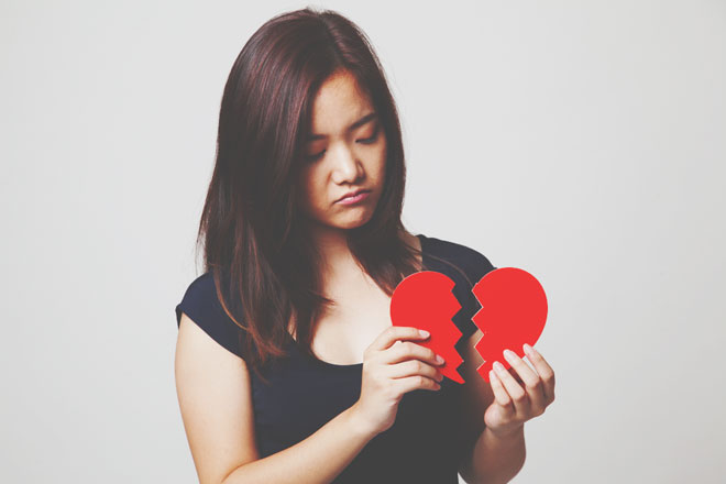 血液型【恋愛に燃えない理由】あるある　AB型は頭で考えすぎて素直に恋ができない！