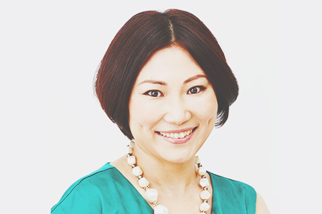 力強い言葉が相談者の胸を打つ　歌う占い師・青沼李果