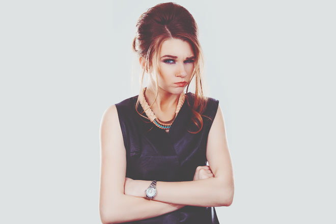 12星座【素直に喜ばない】ランキング　蠍座は突然の褒めに「狙いは何？」と用心する