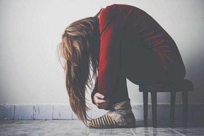 12星座【疲れたとき】あるある　蠍座は疲労とともにダークサイドに堕ちる!?