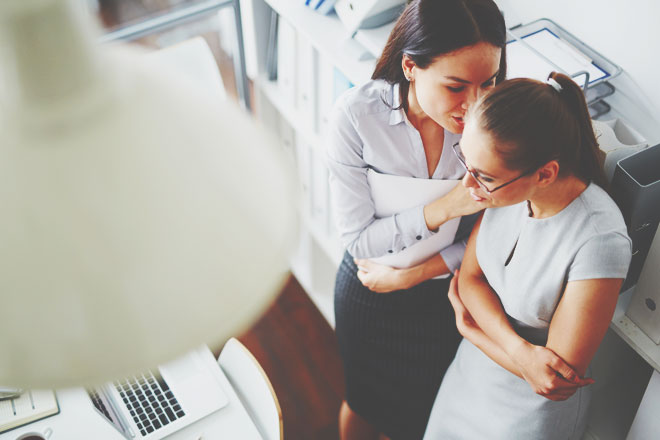 職場のヒソヒソ話＝私の悪口？　同僚の本音をミルンのリソマンシーで鑑定