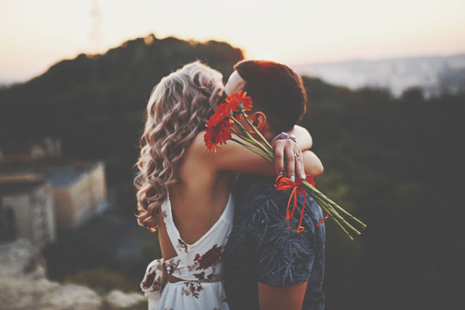 運命の相手と出会える月がわかる！　シチュエーションも含めて教えます！