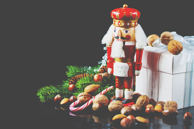 【心理テスト】くるみ割り人形になった王子、着ていた服の色でわかる実は相性がいい人