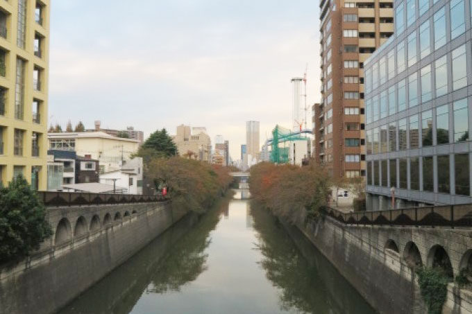 瀧天貴の【山手線パワースポット】目黒はひらめき力アップの街、嫌な気持ちを川に流そう！