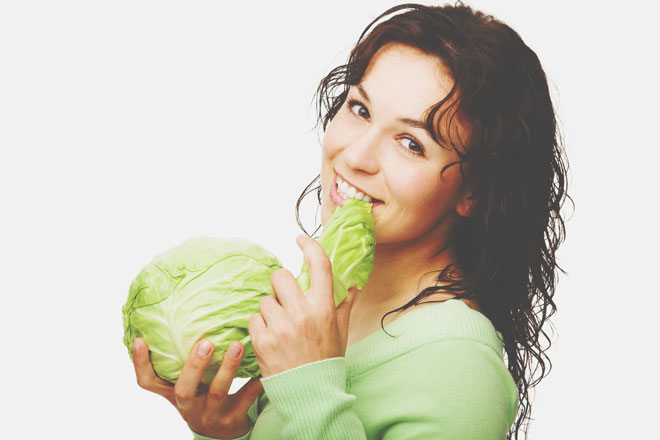 【夢占い】キャベツの夢は健康運に赤信号、さつまいもの夢はギャンブル運アップ！