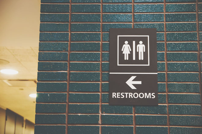 【心理テスト】どのトイレに入るかでわかる、あなたが嫌なことを忘れる方法