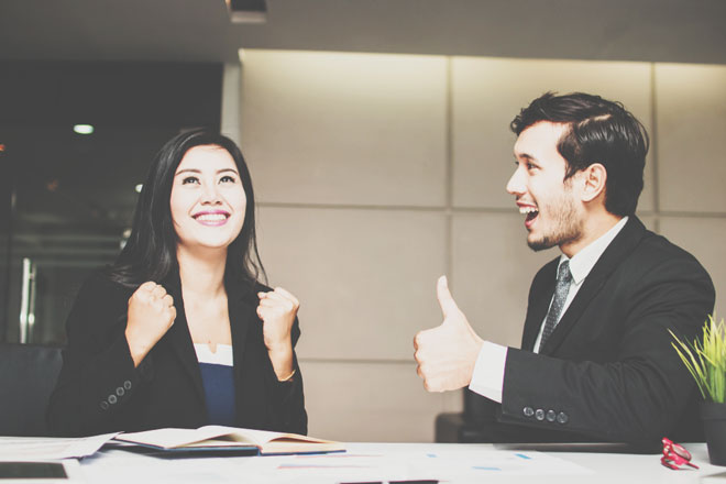 【手相占い】上司の「手」でわかる評価アップの働き方　手が小さい上司には従順な姿勢で！