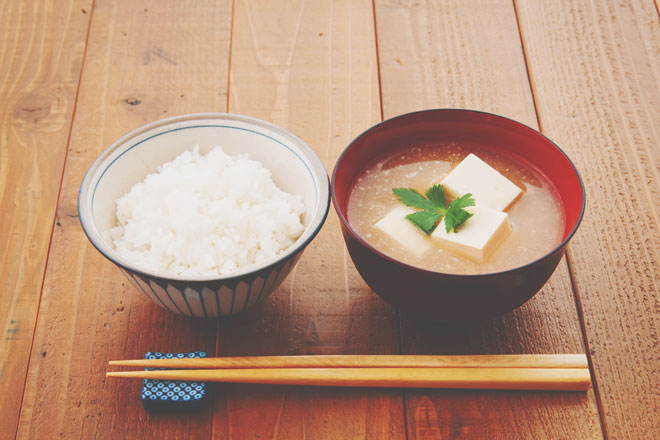 血液型【休みボケに効くメニュー】A型はごはんとお味噌汁、O型は肉肉肉!!