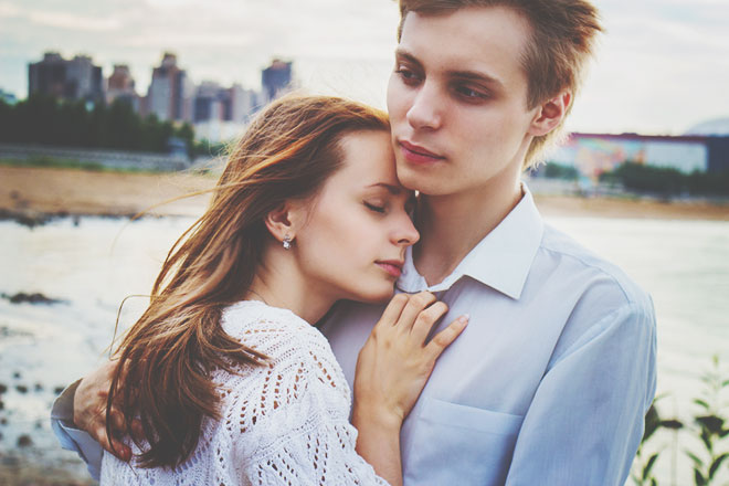 【宿曜占星術・恋の攻略法】もし恋の理想が高い男性を好きになったら？　女宿男性の攻略ポイントを伝授！