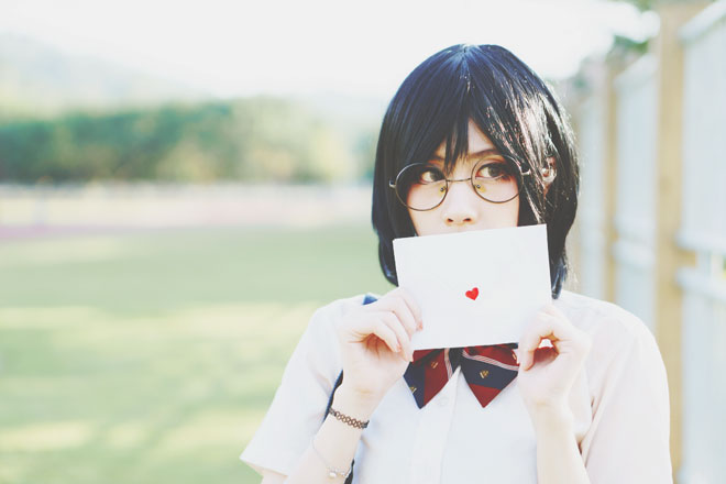 【心理テスト】恋人への手紙、切手はどれにする？　答えでわかる思いが伝わらない原因